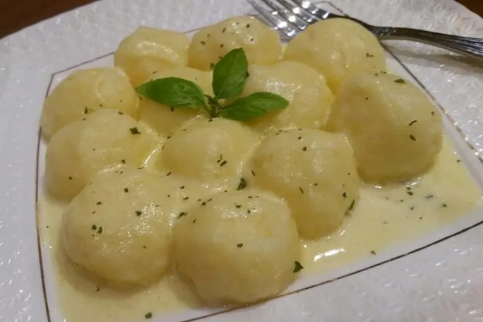 Bulvių ir varškės kukulaičiai