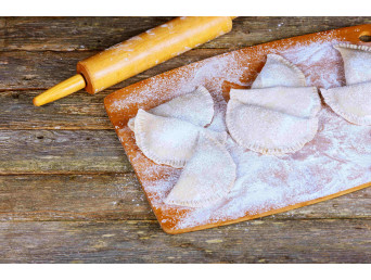 Čeburekai su kiaulienos mėsos